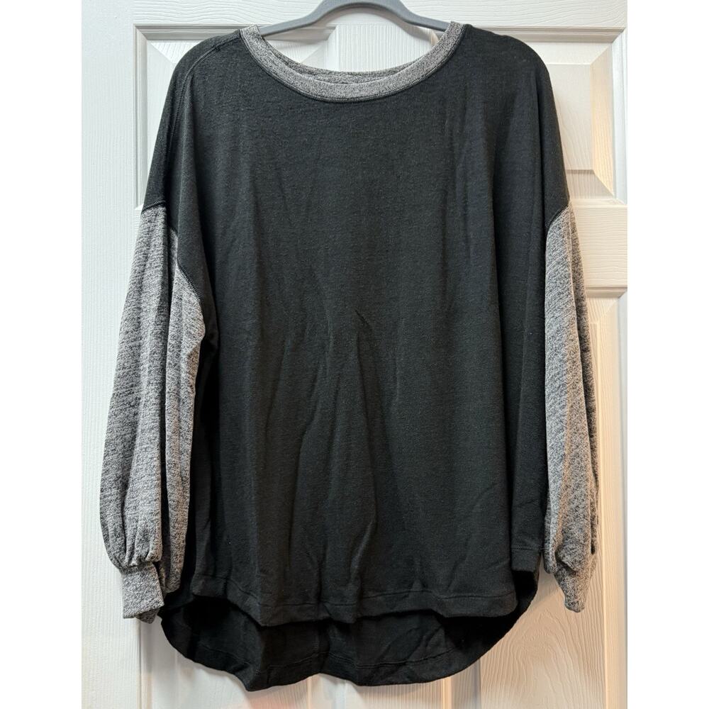 in loom Black Gray Colorblock Long Sleeve Blouse Round Neck Size L